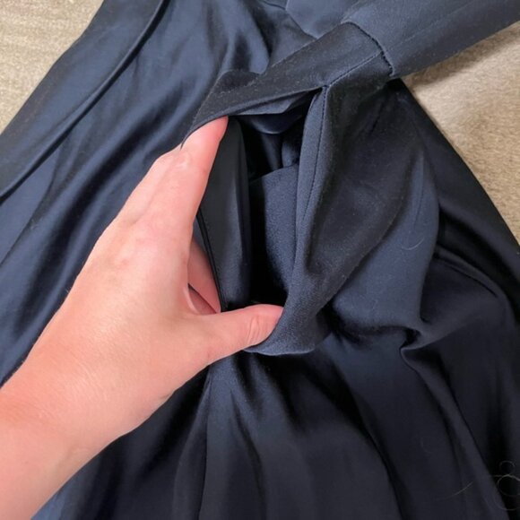 🫐 Gorgeous Gown from Revolve! - Picture 6 of 12